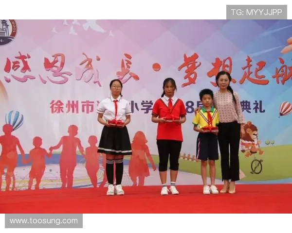 深度对话:探寻杨磊在足球世界中的成长与梦想之旅 深度对话:探寻杨磊在足球世界中的成长与梦想之旅