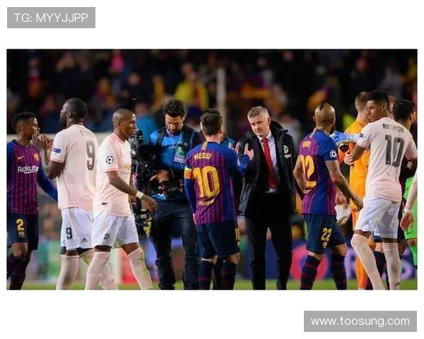 博努特足球明星:从绿茵场到全球舞台的传奇之路与影响力探讨 博努特足球明星:从绿茵场到全球舞台的传奇之路与影响力探讨