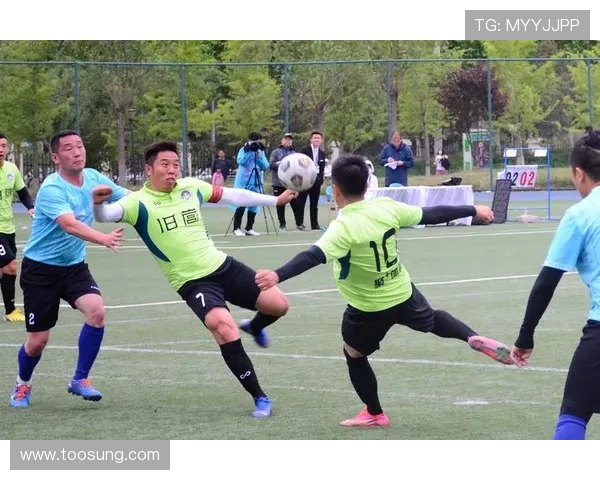 武汉网球队整体表现分析:压制与失误的双重影响探讨 武汉网球队整体表现分析:压制与失误的双重影响探讨